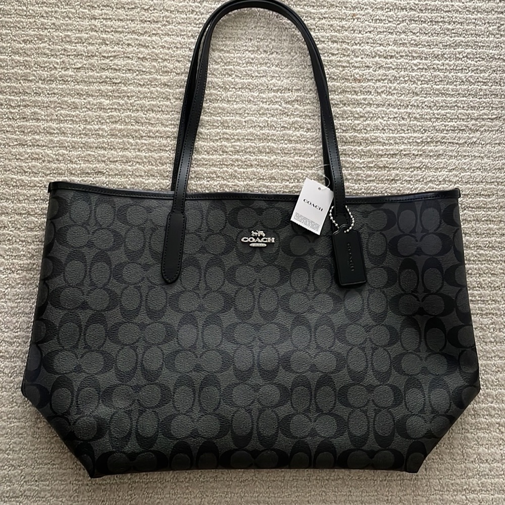 Coach Sig City Tote new with tags.